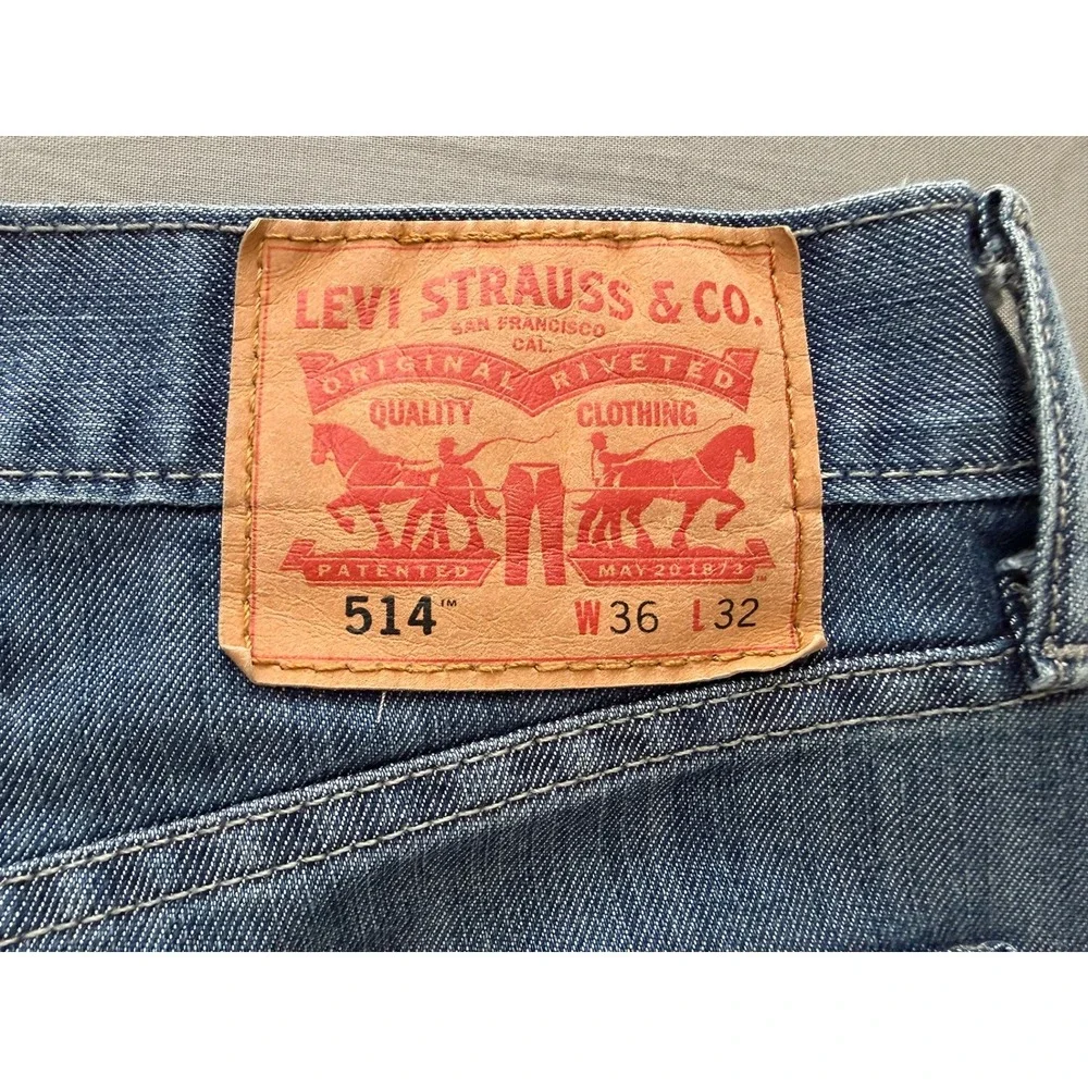 Levis 514 Straight Fit Jeans Mens 36x32 Blue Denim Medium Wash Pants
